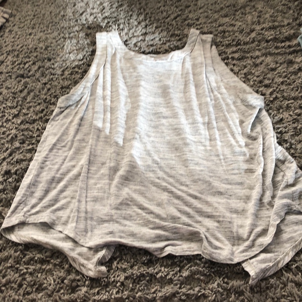 old navy tank